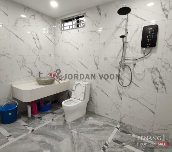 2Sty Semi-D Mak Mandin Fully Furnished Fully Renovated Well Maintain
