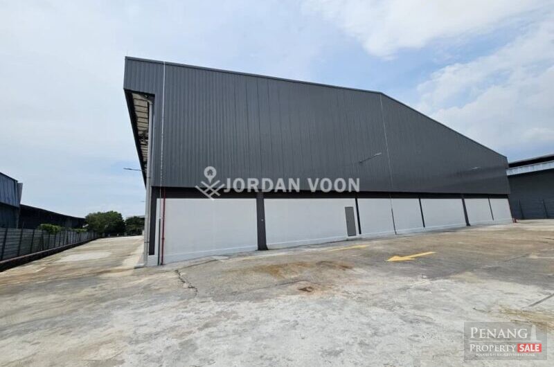 Spacious Warehouse/Factory 3Ton Flooring 30ft Ceiling, IKS Bkt Minyak