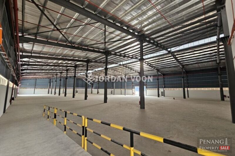 Spacious Warehouse/Factory 3Ton Flooring 30ft Ceiling, IKS Bkt Minyak