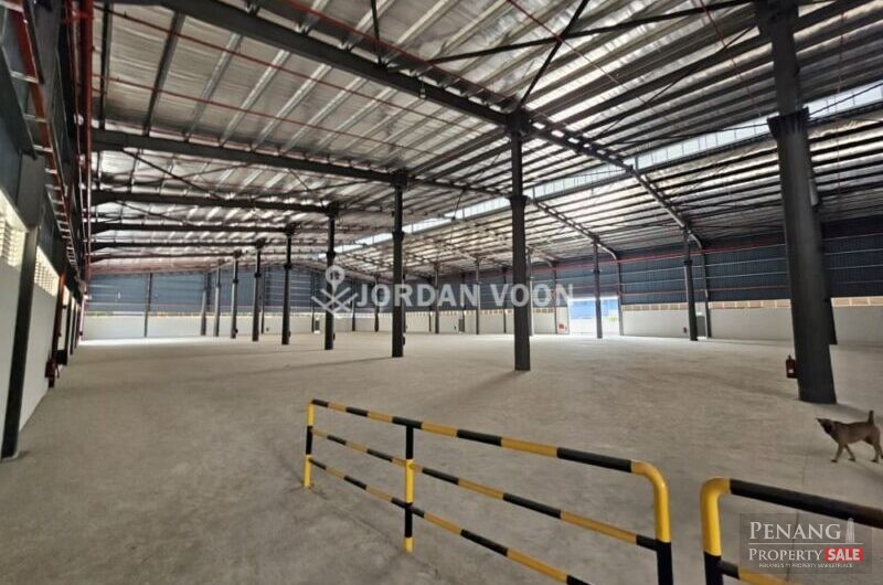Spacious Warehouse/Factory 3Ton Flooring 30ft Ceiling, IKS Bkt Minyak