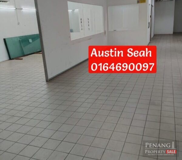 CORNER KAMPUNG BENGGALI DOUBLE STOREY SHOPLOT For RENT, View to secure