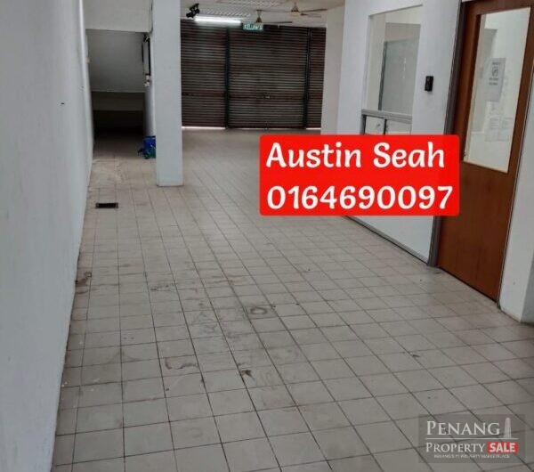 CORNER KAMPUNG BENGGALI DOUBLE STOREY SHOPLOT For RENT, View to secure