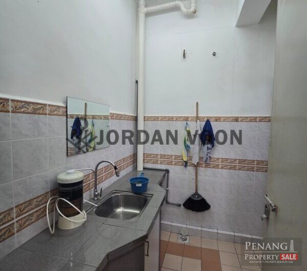 First Floor Shop Lot Office Well Maintain Condition, Taman Sri Nibong