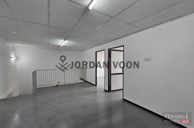 1.5Sty Terrace Factory Freshly Reno Extended Backyard Permatang Tinggi