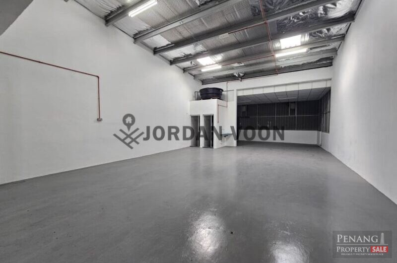 1.5Sty Terrace Factory Freshly Reno Extended Backyard Permatang Tinggi