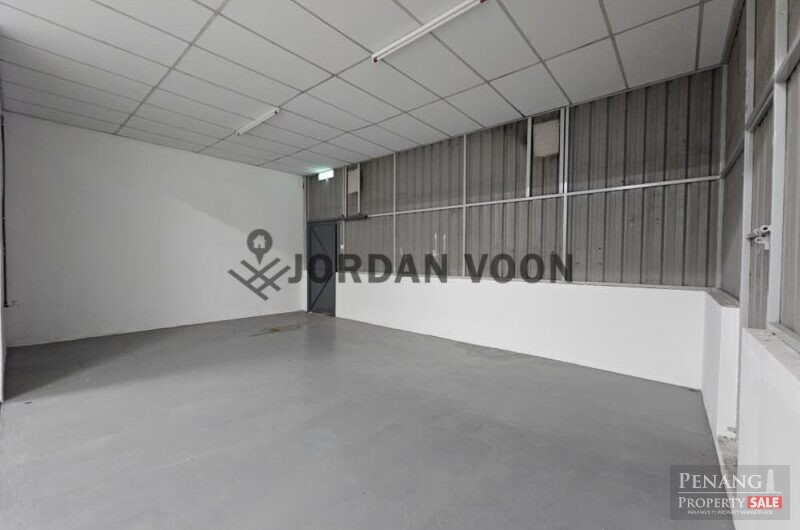 1.5Sty Terrace Factory Freshly Reno Extended Backyard Permatang Tinggi