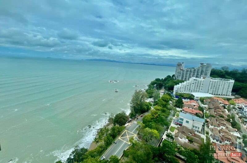 10 Island Resort 1250sf Seaview Condominium Located in Batu Ferringhi