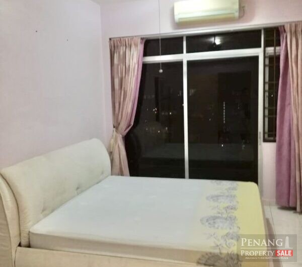 Low Floor Mutiara Place with 2 Carparks for sale! Low Density