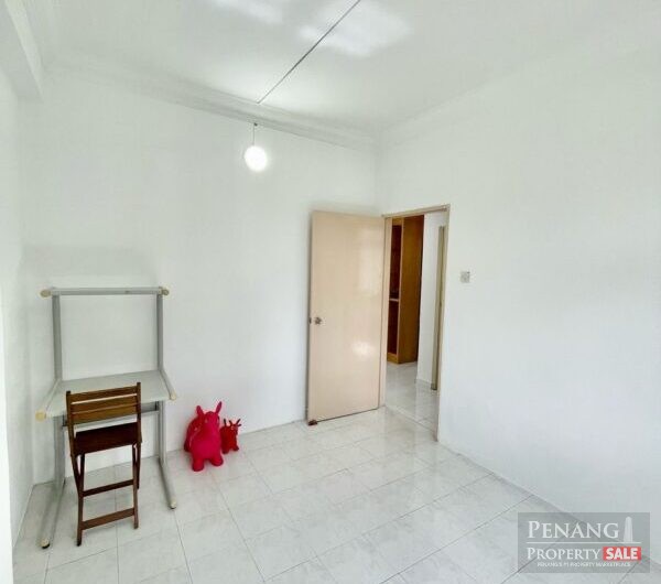 Value Buy at Sri Abadi, Fully Renovated & Freehold!