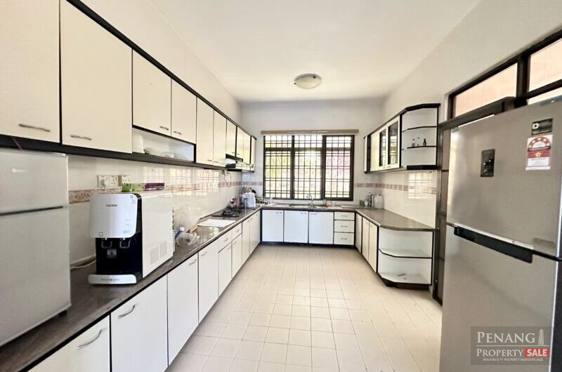 Exceptional 2500sf Pearl View Condo With Ocean View! 3 Parking Spaces