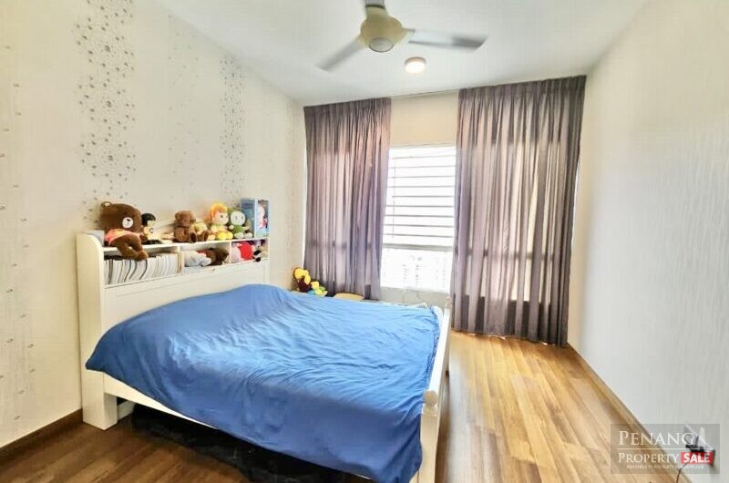 Renovated Central Park Condo at Great Location, 2600sf, 5 Bedrooms