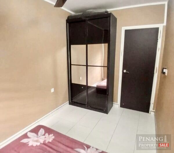 Renovated Freehold Tri Pinancle with 1 Carpark