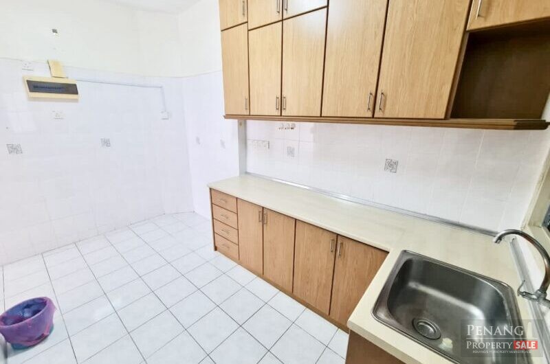 Well Maintained and Renovated Vistaria Condo, Freehold