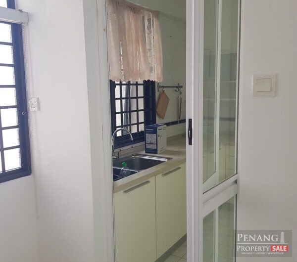 Twin Towers, Persiaran Tanjung Bungah