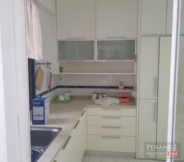 Twin Towers, Persiaran Tanjung Bungah