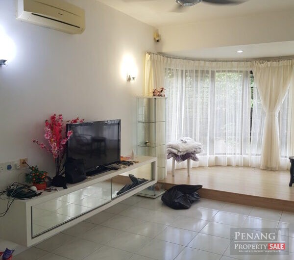 Twin Towers, Persiaran Tanjung Bungah