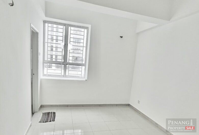 Corner Unit with 2 Carparks, Idaman Iris Freehold