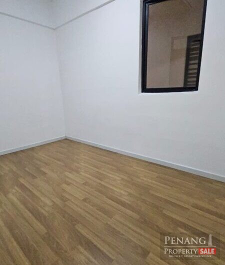 The Most Value Buy! Tri Pinnacle with 2 Carparks