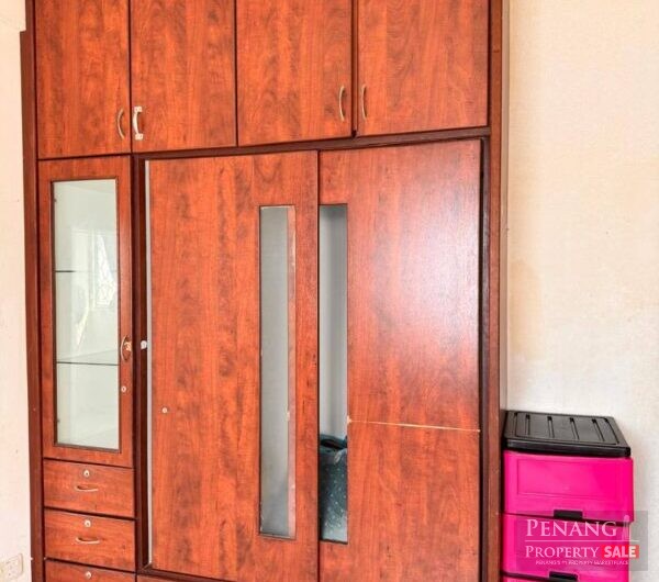 Jelutong CORNER UNIT SYMPHONY PARK 753sqft FULL Renovation Furniture Rare in Market Grab it Fast