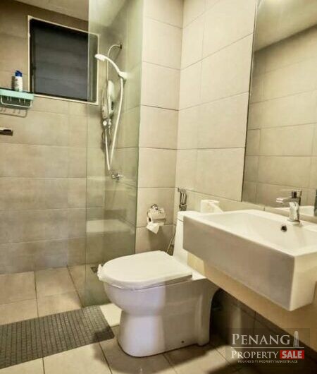 Tri Pinnacle with 2 Side By Side Carparks, Freehold, Most Value Buy!