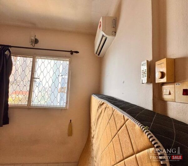 Jelutong CORNER UNIT SYMPHONY PARK 753sqft FULL Renovation Furniture Rare in Market Grab it Fast