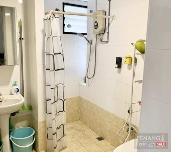 Fully Furnished Alpine Tower with 1 Carpark