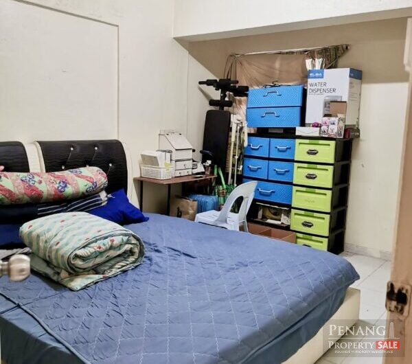 Cheapest Unit Farlim 4B with 2 Rooms