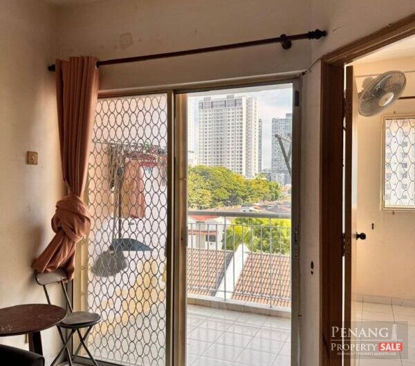 Jelutong CORNER UNIT SYMPHONY PARK 753sqft FULL Renovation Furniture Rare in Market Grab it Fast