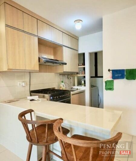 Tri Pinnacle with 2 Side By Side Carparks, Freehold, Most Value Buy!