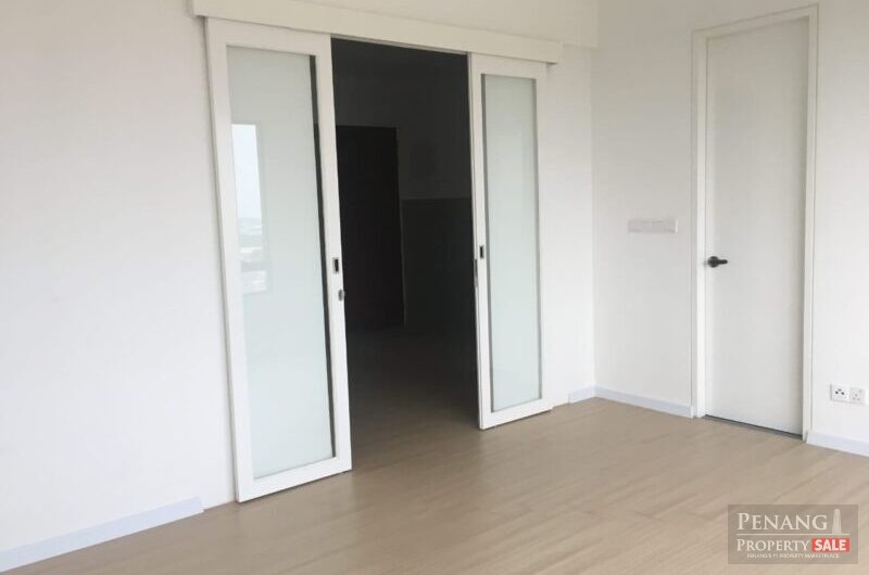 Woodsbury Suites,  Studio Unit – For Sales