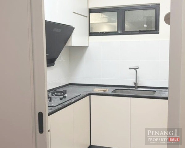 TreeO Residence in Sungai Ara 900sqft Basic Unit Kitchen Renovated Well Maintained Unit