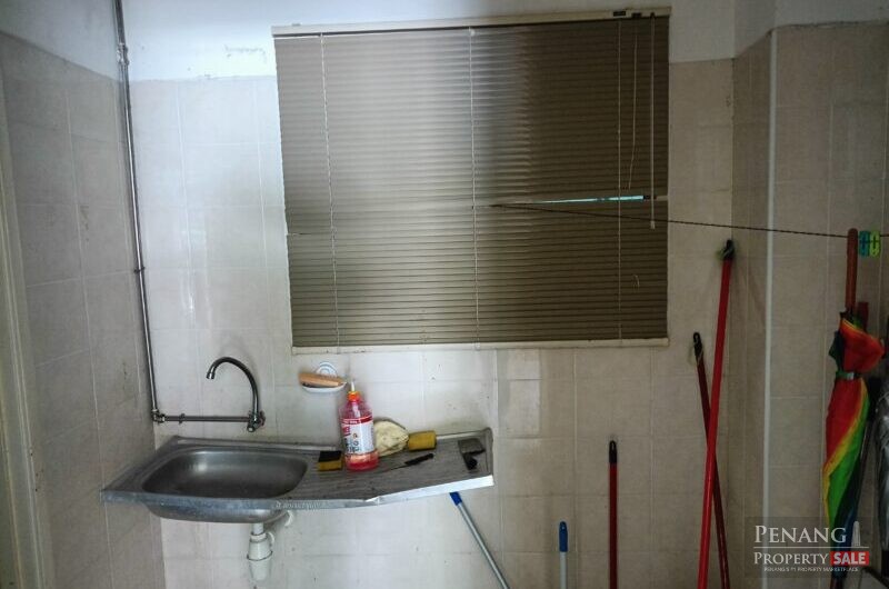 I-Regency Condominium 1200sf Block E with 1 carpark, Value Buy unit
