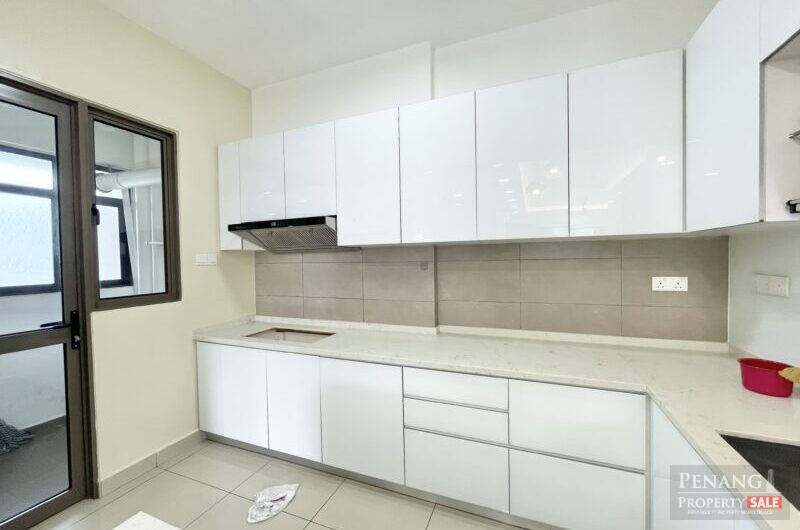 Fully Furnished Corner Unit Skycube Residence with 2 Carparks
