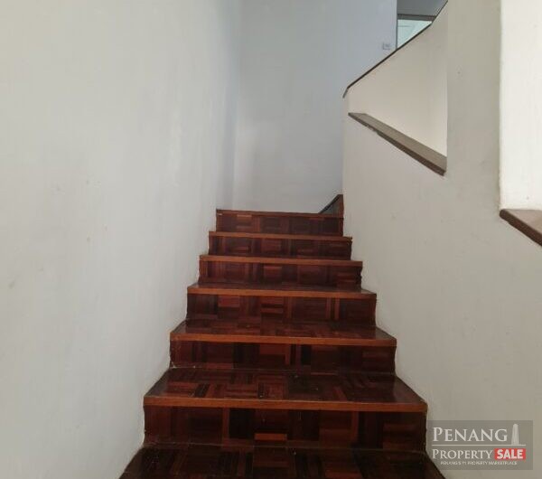 Double Storey Terrace Near Queensbay, Suntech, Krystal Point For Rent