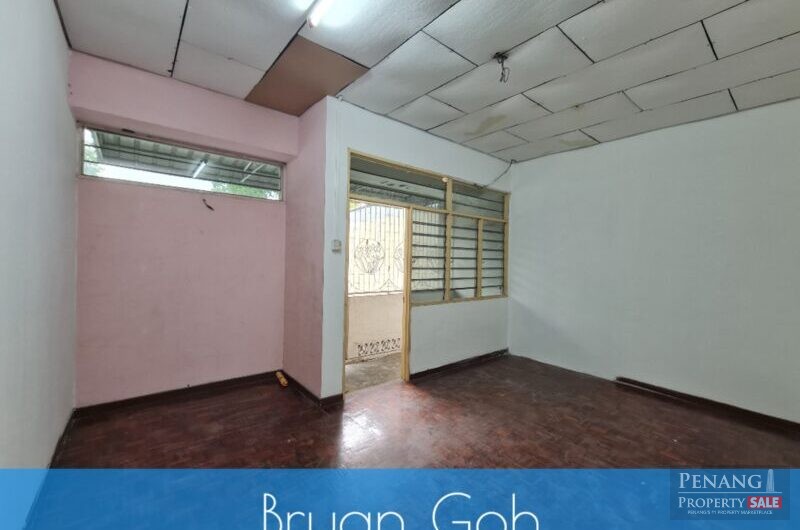 Jalan Terengganu Main Road Shophouse Near Han Chiang College, Heng Ee School, Penang General Hospital