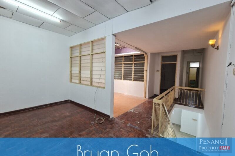Jalan Terengganu Main Road Shophouse Near Han Chiang College, Heng Ee School, Penang General Hospital