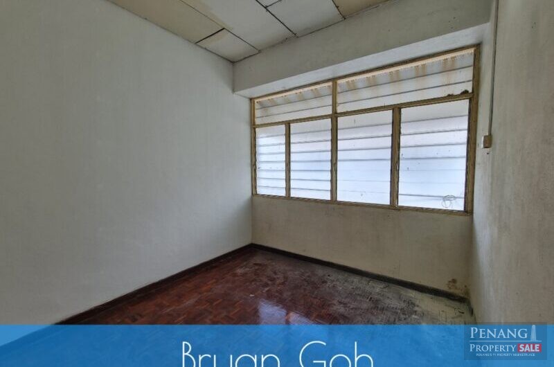Jalan Terengganu Main Road Shophouse Near Han Chiang College, Heng Ee School, Penang General Hospital