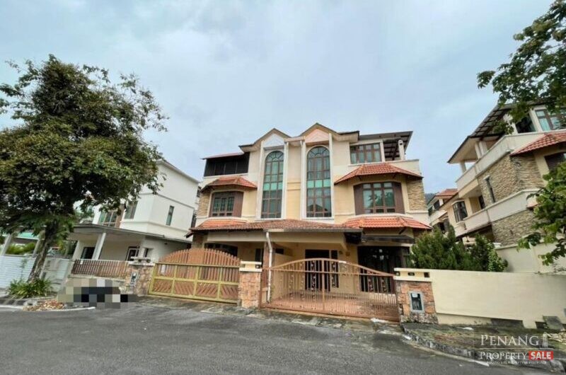 Batu Ferringhi 2.5 Storey Semi-D