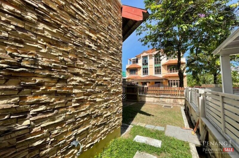 Batu Ferringhi 2.5 Storey Semi-D