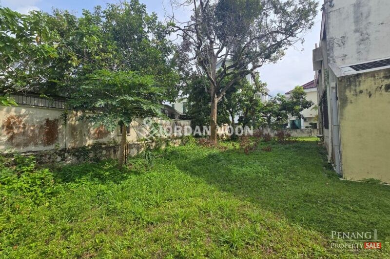 2sty Bungalow Near Amenities with Large Compound Land, Sungai Ara