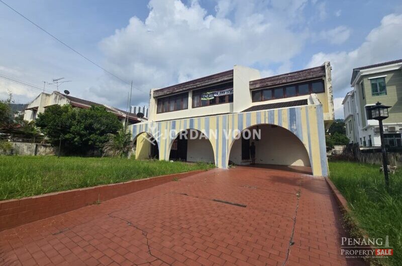 2sty Bungalow Near Amenities with Large Compound Land, Sungai Ara