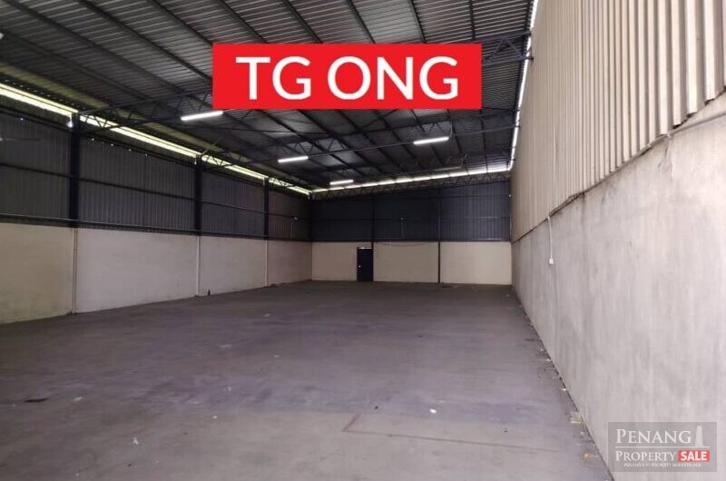 Warehouse rare in Market near Juru Bukit Minyak