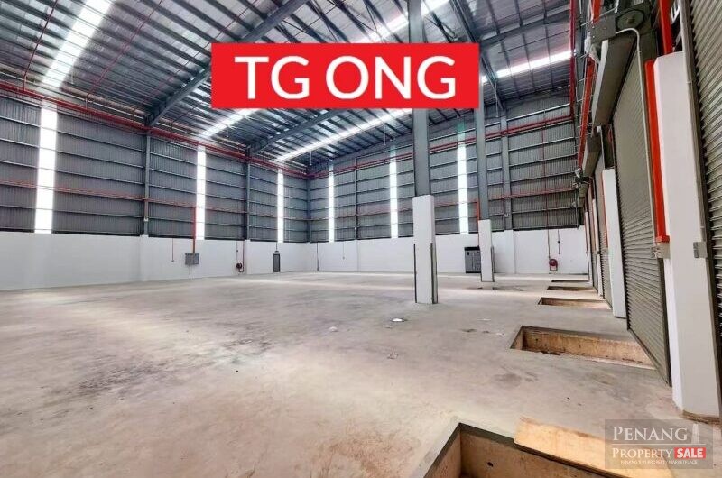 Warehouse rare in Market near Juru Bukit Minyak