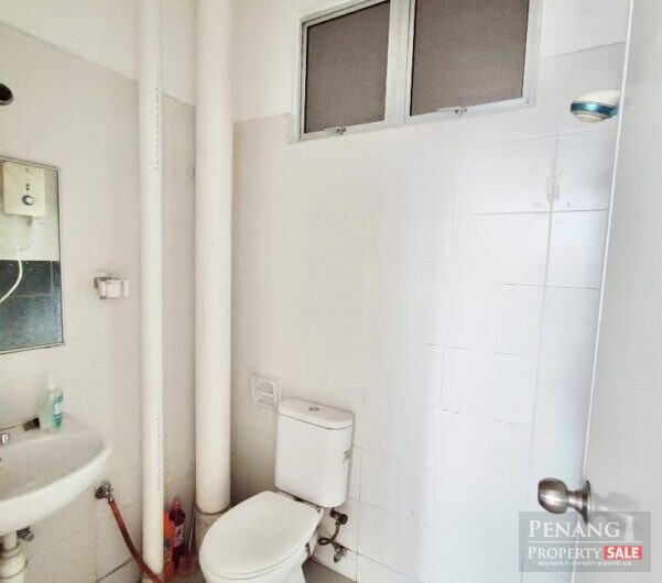 Corner Unit with 2 Carparks, Idaman Iris Freehold
