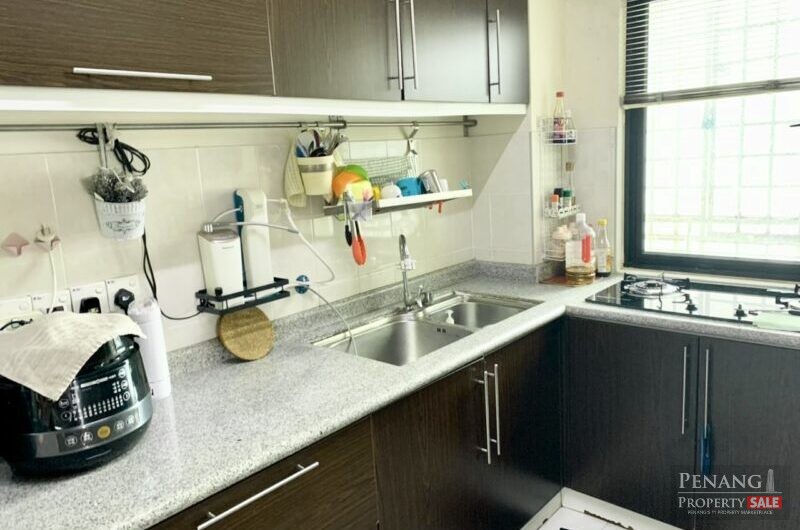 Fully Furnished Alpine Tower with 1 Carpark
