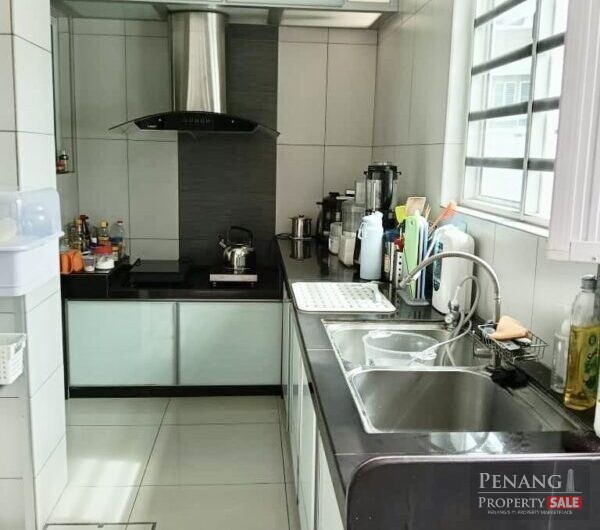 Renovated Intermediate 2 Storey Terrace House, Gated & Guarded