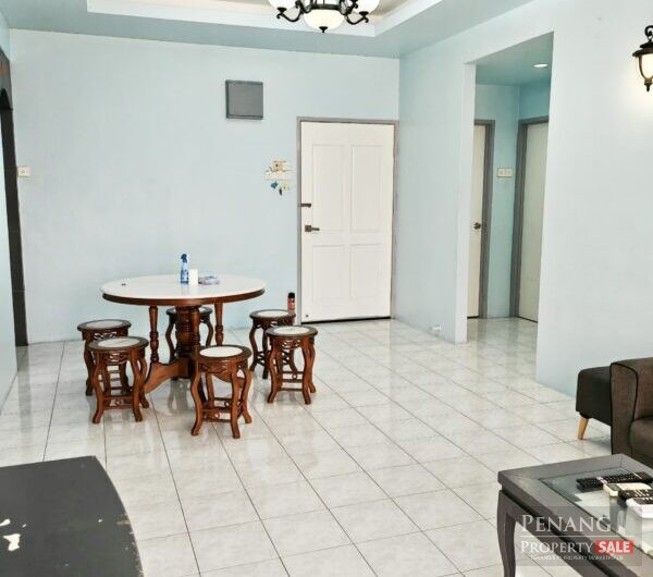 Fully Furnished Parkview Tower with 1 Carparks