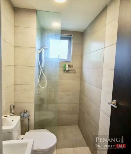 Tri Pinnacle with 2 Side By Side Carparks, Freehold, Most Value Buy!