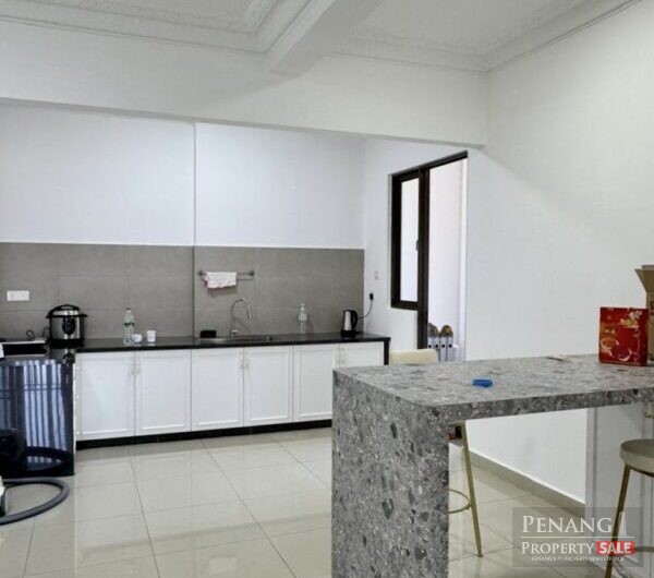 Semi Furnished Skycube Residence with 2 Carparks, Move In Ready!