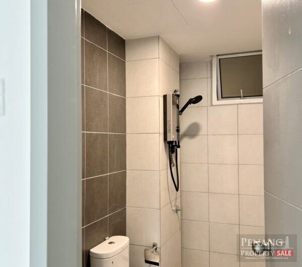 Renovated Fairview Residence With 2 Carparks at Sungai Ara